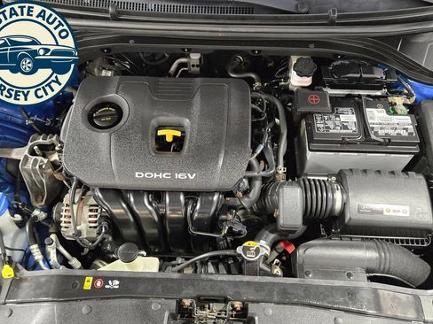 Used 2018 Hyundai Elantra SEL FWD image 36