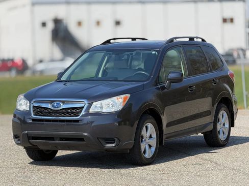 Used 2015 Subaru Forester 2.5i Premium image 6