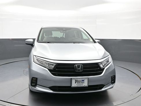 Certified 2023 Honda Odyssey Touring image 2