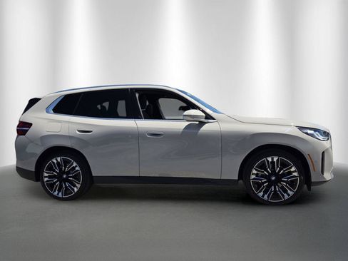 New 2026 BMW X3 xDrive30i w/ Convenience Package AWD/4WD image 8
