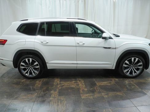 Used 2023 Volkswagen Atlas SEL Premium AWD/4WD image 4