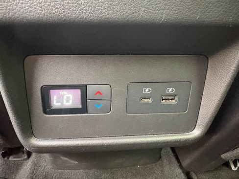 Used 2023 Nissan Rogue SL w/ SL Premium Package FWD image 31
