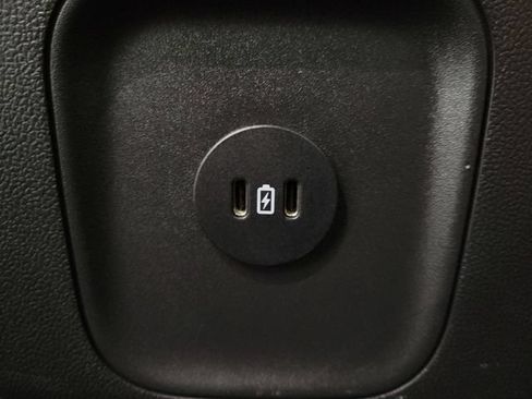 Certified 2025 Ford Escape Platinum AWD/4WD image 15