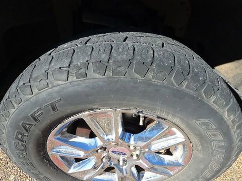 Used 2016 Ford F150 XLT w/ Equipment Group 302A Luxury image 6