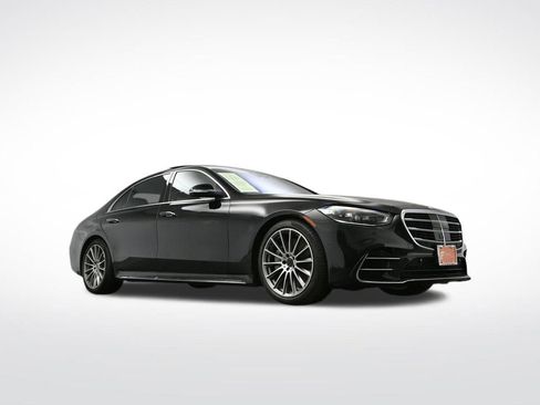 Used 2022 Mercedes-Benz S 580 4MATIC Sedan w/ AMG Line Package image 58
