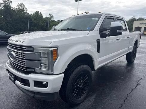 Used 2017 Ford F250 Platinum w/ Platinum Ultimate Package AWD/4WD image 3