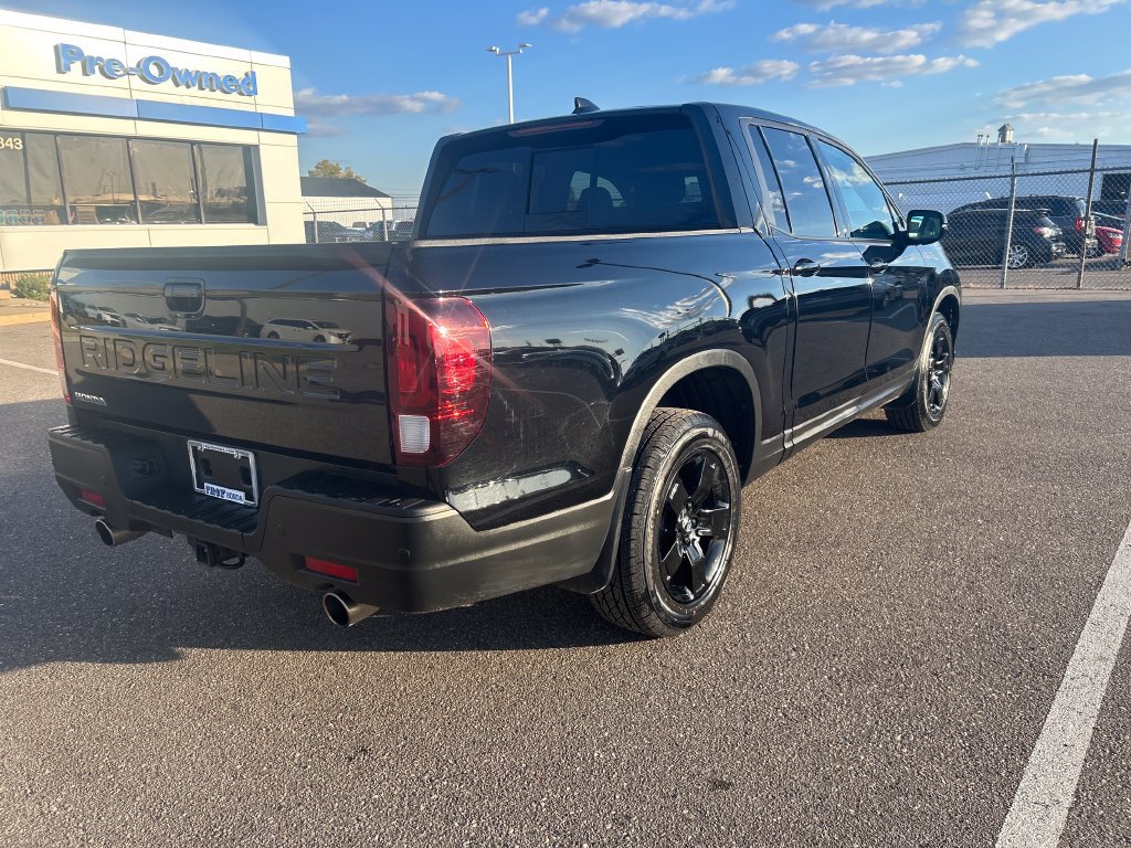 Certified 2024 Honda Ridgeline Black Edition image 9