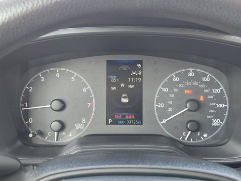 Used 2025 Toyota Corolla LE FWD image 22