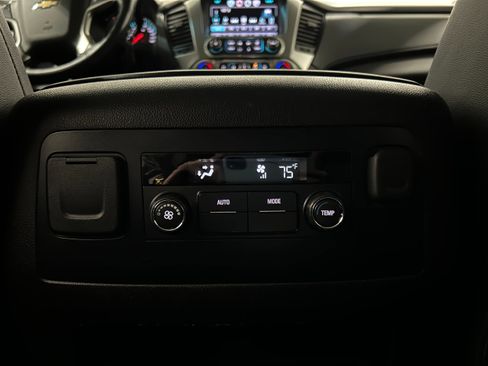 Used 2017 Chevrolet Tahoe LT image 28