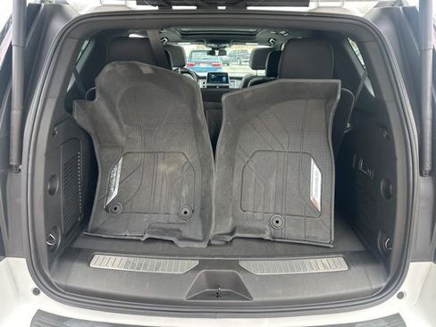 Used 2023 Chevrolet Tahoe Z71 w/ Luxury Package image 26