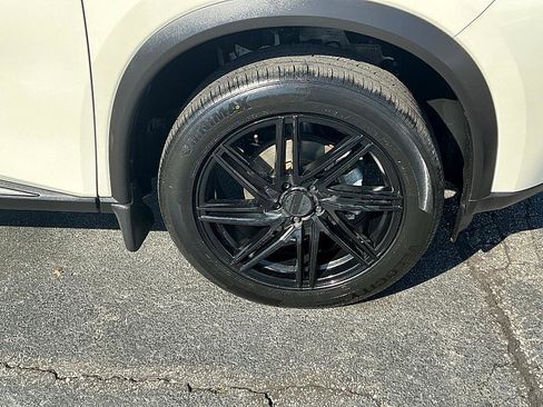 Certified 2023 Nissan Rogue SV image 10