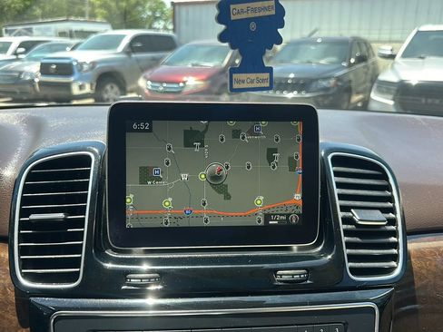 Used 2018 Mercedes-Benz GLE 350 4MATIC image 20
