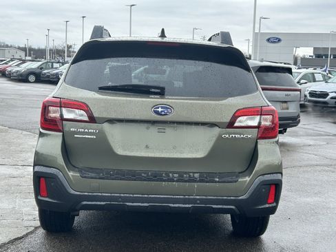 Used 2018 Subaru Outback 2.5i Limited image 6