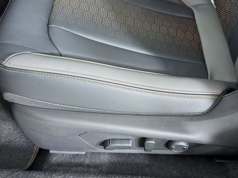 New 2026 Subaru Crosstrek 2.5i Limited image 21