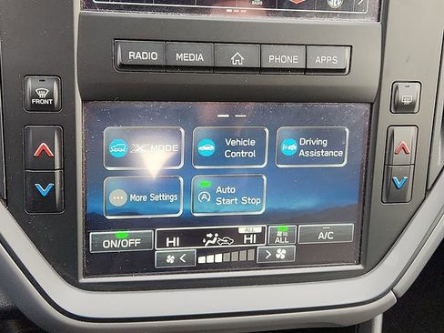 Used 2025 Subaru Crosstrek 2.0i image 19