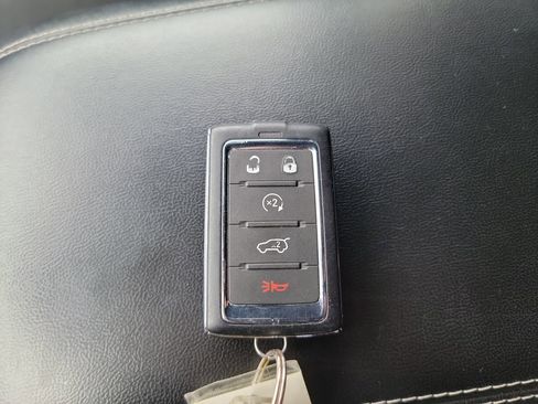 Used 2024 Jeep Grand Cherokee L Laredo image 24