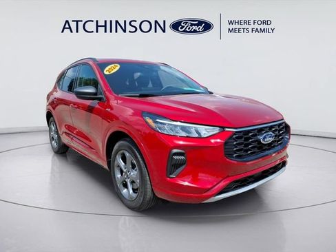 Certified 2024 Ford Escape ST-Line w/ Tech Pack #1 AWD/4WD image 3