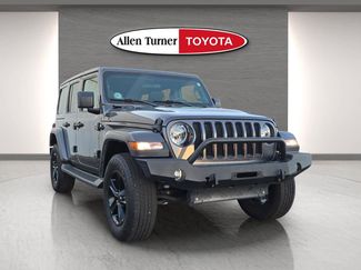 Used 2021 Jeep Wrangler Unlimited Sahara video 2