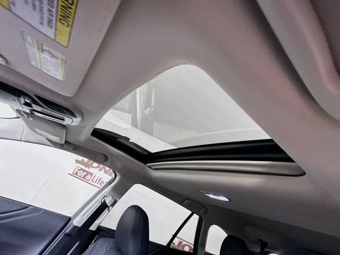 Certified 2024 Subaru Outback Limited AWD/4WD image 12