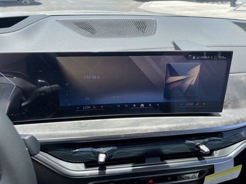 New 2026 BMW X5 sDrive40i w/ Premium Package image 23