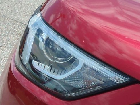 Used 2021 Ford Edge SEL w/ Convenience Package AWD/4WD image 10
