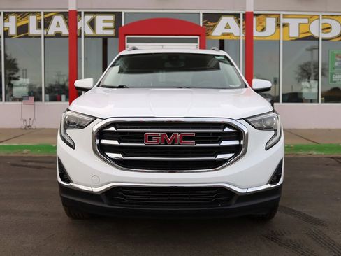 Used 2020 GMC Terrain SLT image 2