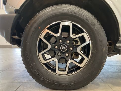 Certified 2023 Ford Bronco Outer Banks image 9