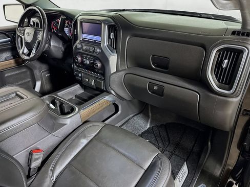 Certified 2019 Chevrolet Silverado 1500 LT Trail Boss AWD/4WD image 28