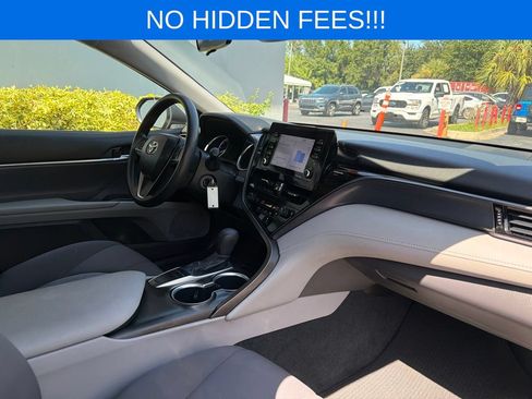 Used 2024 Toyota Camry LE FWD image 27