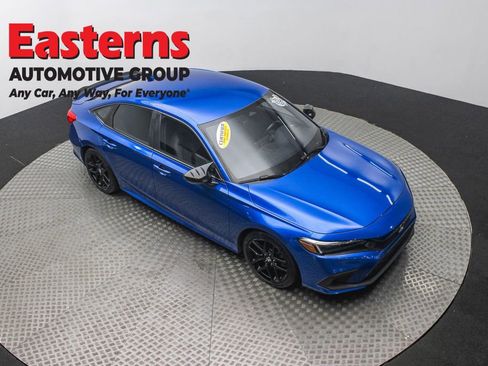 Used 2022 Honda Civic Sport image 3