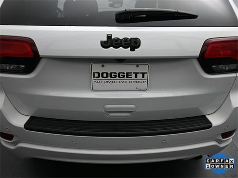 Used 2021 Jeep Grand Cherokee Laredo X image 10