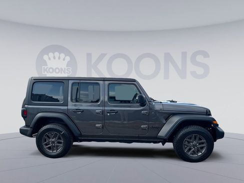 Used 2024 Jeep Wrangler Sport S image 8