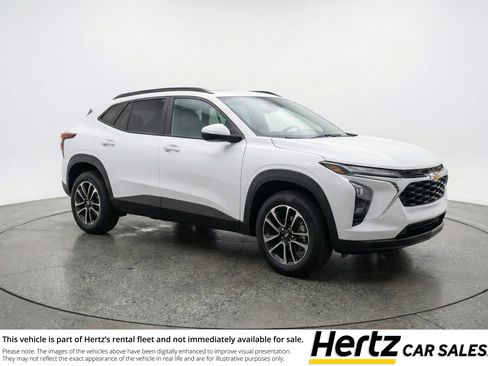 Used 2025 Chevrolet TrailBlazer LT w/ Driver Confidence Package image 1