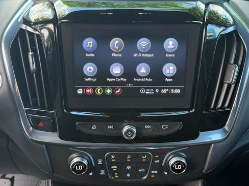 Used 2023 Chevrolet Traverse LT w/ LPO, Floor Liner Package AWD/4WD image 19