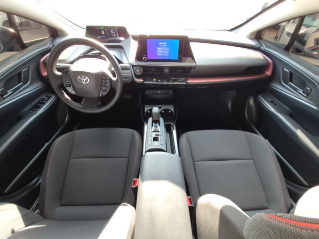 Used 2026 Toyota Prius Plug-In Hybrid FWD image 15