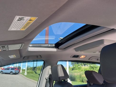 Used 2020 Honda Odyssey Elite image 22