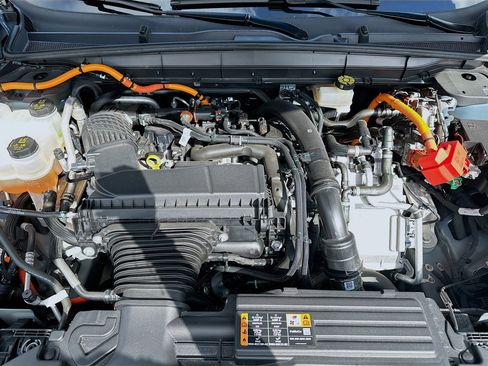 Used 2025 Lincoln Nautilus Premier image 34