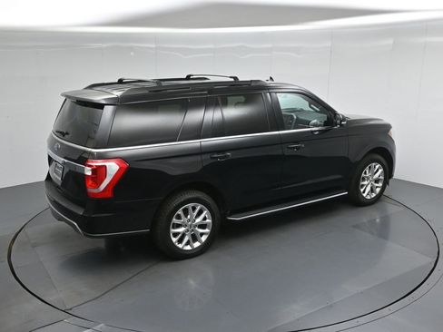 Certified 2021 Ford Expedition XLT RWD image 44