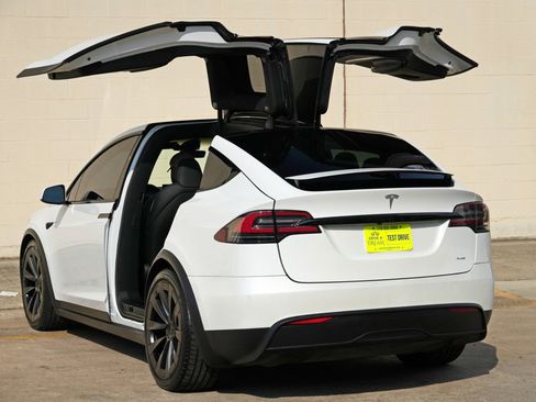 Used 2022 Tesla Model X Plaid AWD/4WD image 53