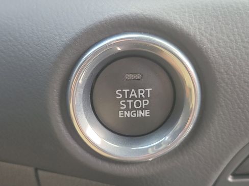 Used 2025 MAZDA CX-5 Signature image 32