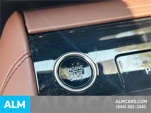 Used 2025 Lincoln Navigator Reserve AWD/4WD image 35
