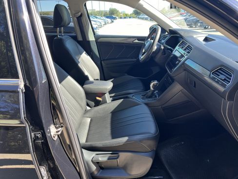 Certified 2023 Volkswagen Tiguan SE image 29