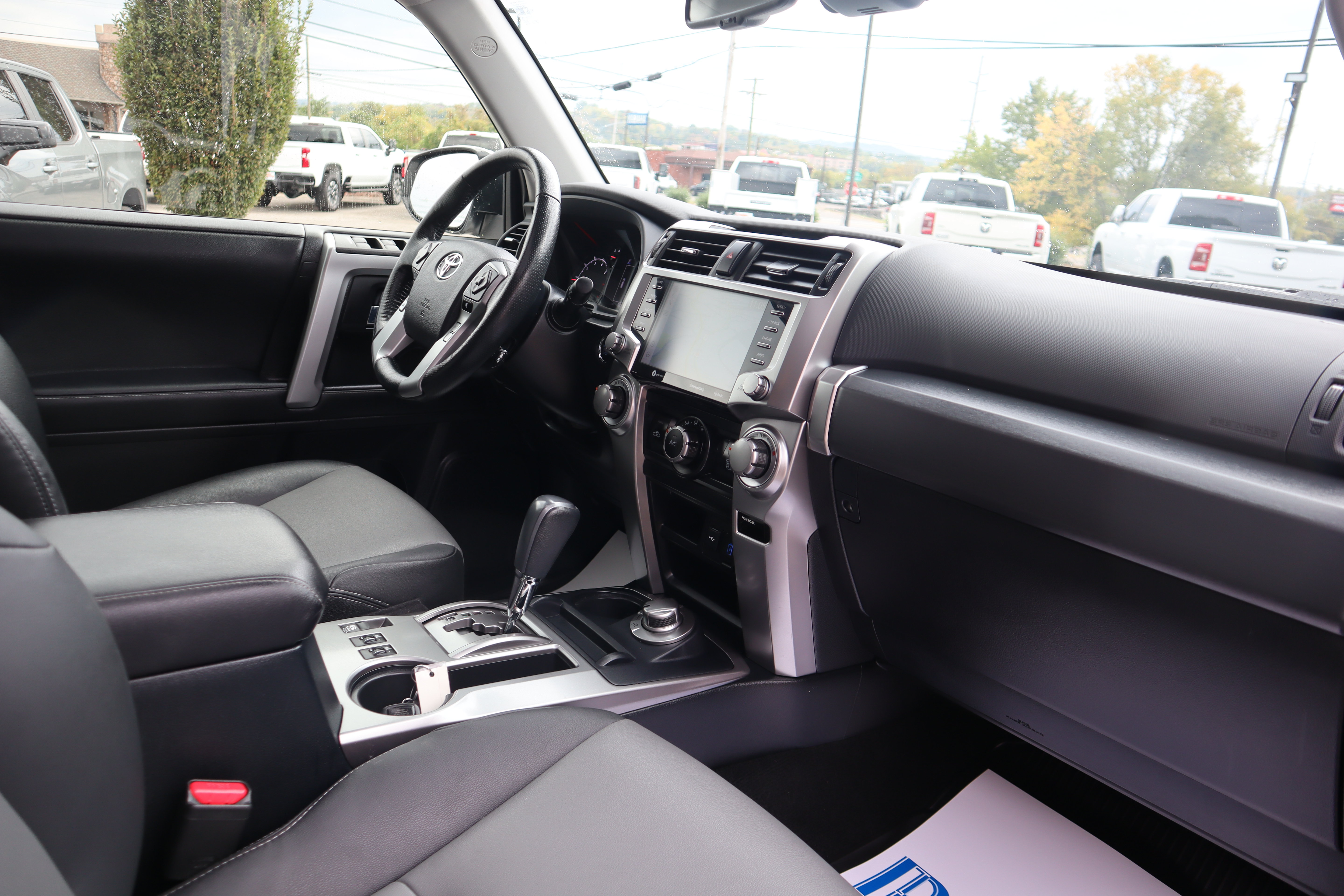 Used 2023 Toyota 4Runner SR5 Premium w/ Moonroof Package AWD/4WD image 25