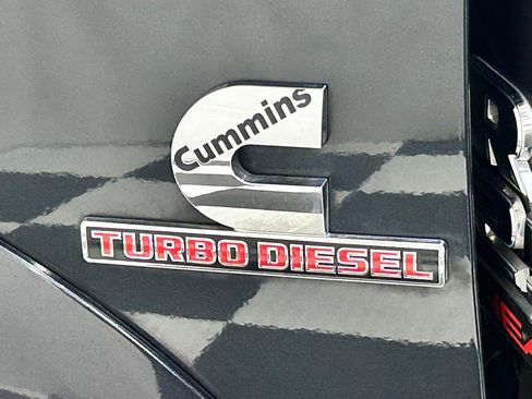 Used 2017 RAM 2500 Laramie image 8