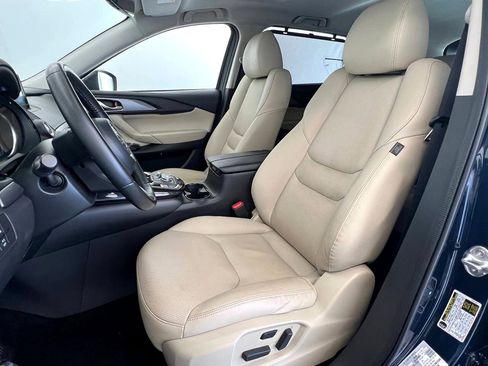 Used 2019 MAZDA CX-9 Touring w/ Touring Premium Package image 8