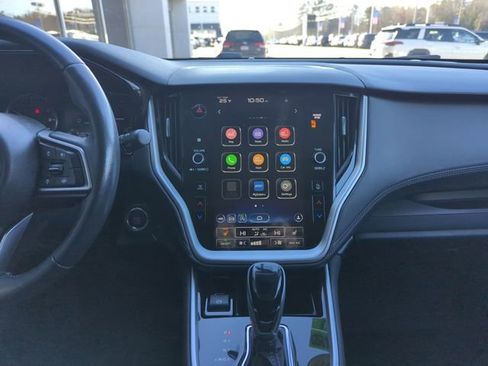 Used 2021 Subaru Outback Premium image 21