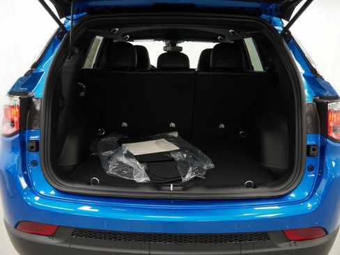 New 2026 Jeep Compass Limited image 30