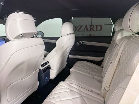 Used 2026 Genesis GV80 3.5T Prestige image 14