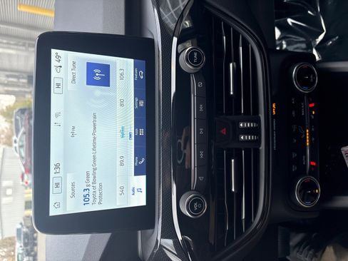 New 2026 Ford Escape ST-Line Select w/ Equipment Group 401A AWD/4WD image 21