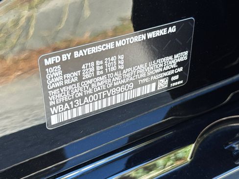 Used 2026 BMW 330i Sedan w/ Convenience Package RWD image 40